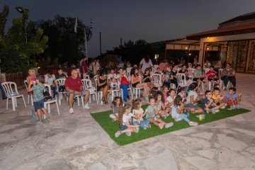 Φωτογραφίες από την παράσταση Θεάτρου Σκιών 